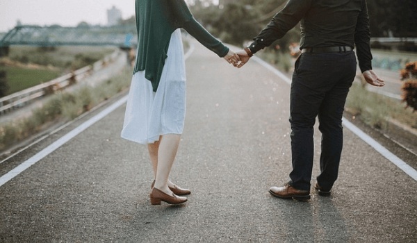 掌握12星座暧昧攻略：轻松释放吸引信号！